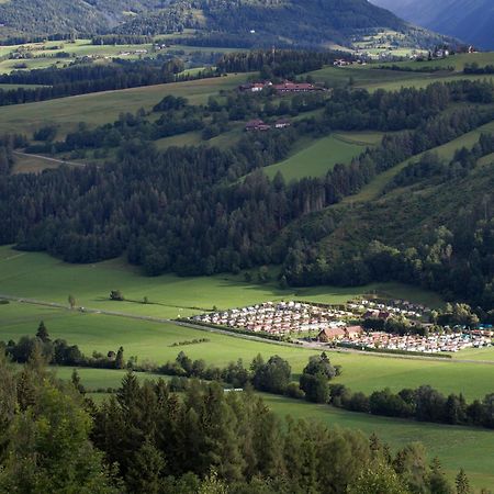 Albatross Mobile Homes On Camping Bella Austria Sankt Peter am Kammersberg Exteriör bild