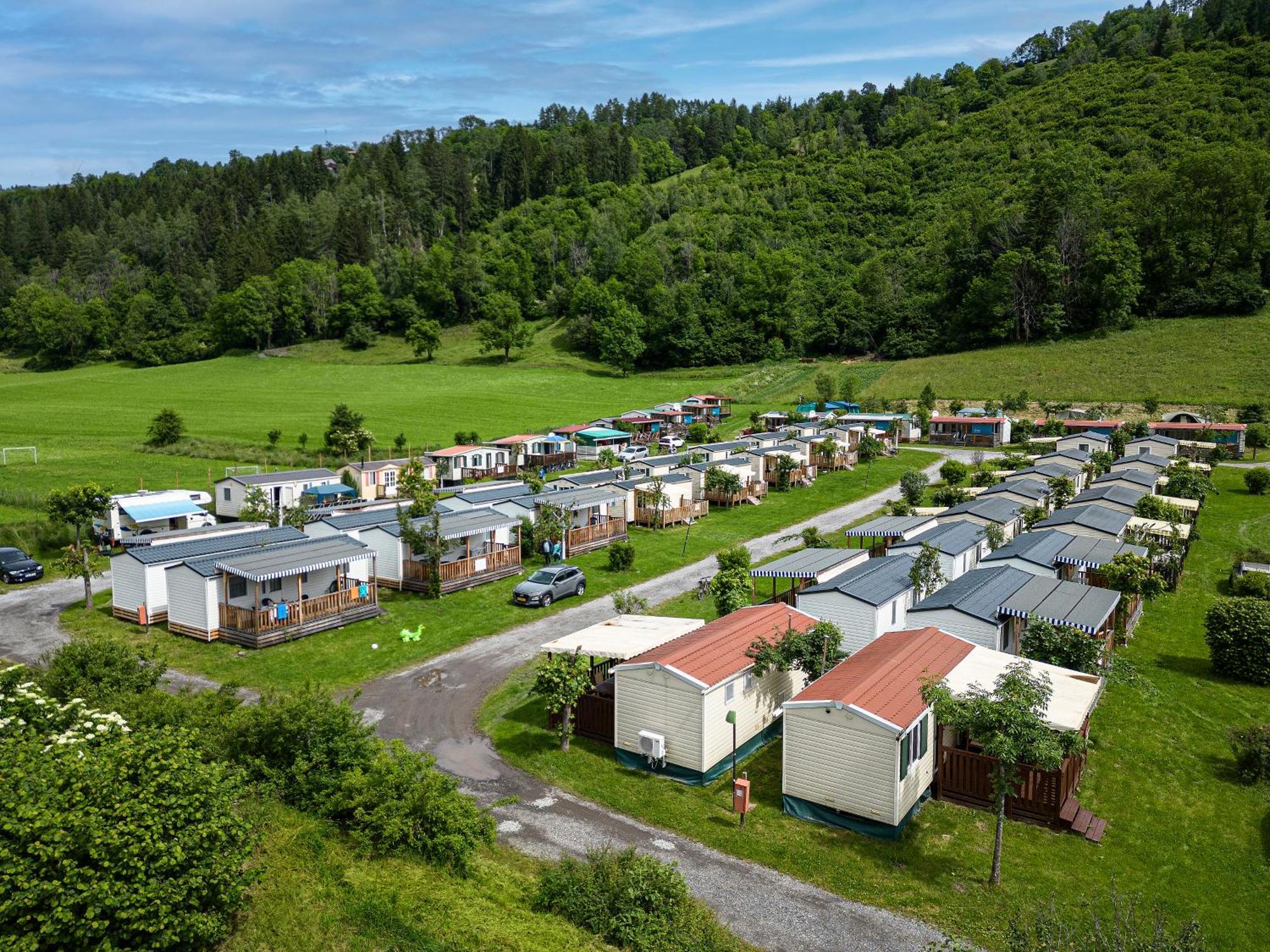 Albatross Mobile Homes On Camping Bella Austria Sankt Peter am Kammersberg Exteriör bild